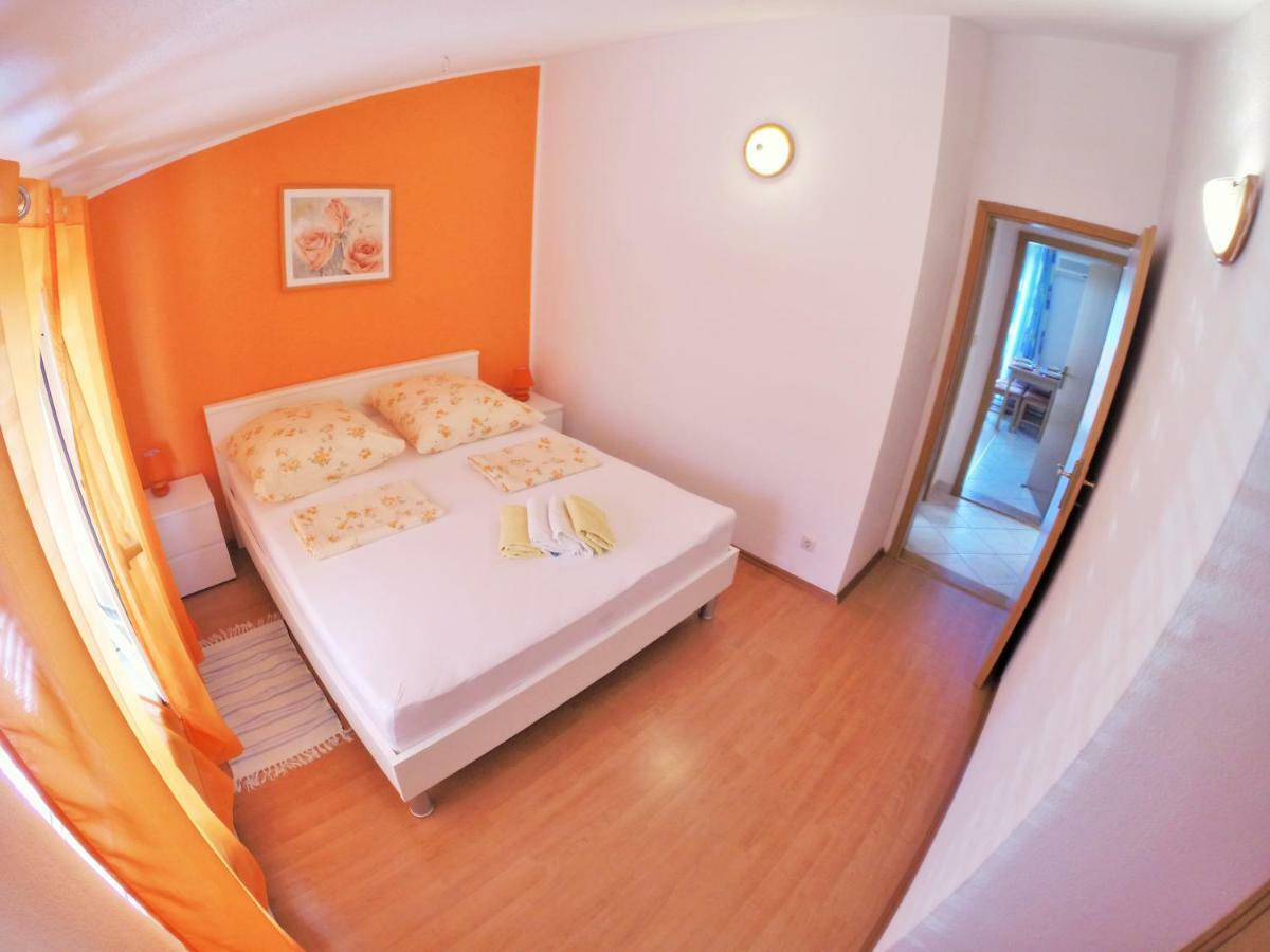Apartments Mandaric Трогір Екстер'єр фото